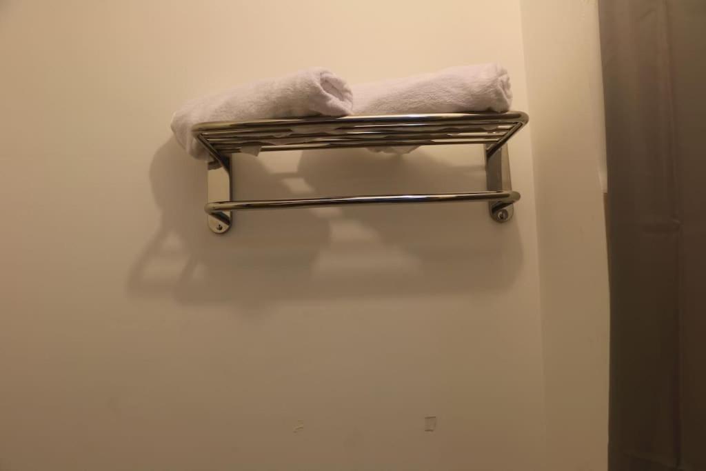 Trig Place At Grace Residence In Taguig City マニラ市 エクステリア 写真