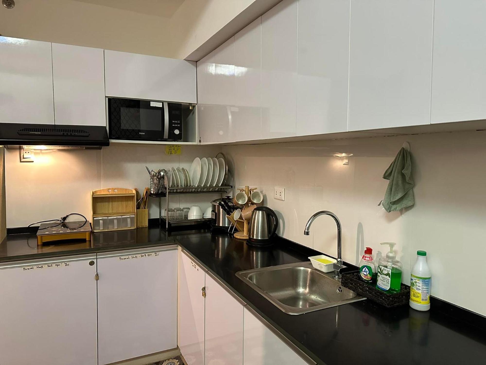 Trig Place At Grace Residence In Taguig City マニラ市 エクステリア 写真
