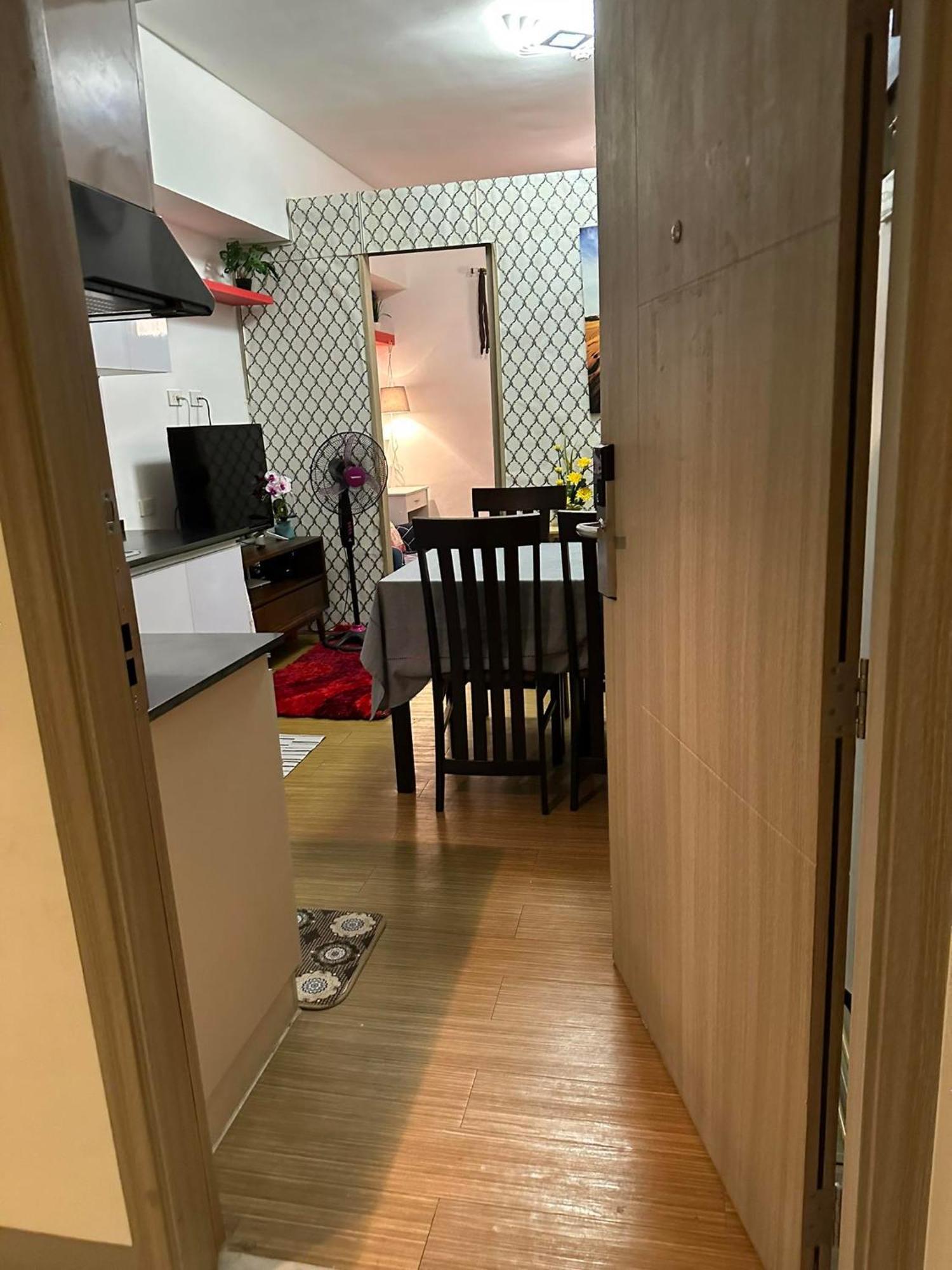 Trig Place At Grace Residence In Taguig City マニラ市 エクステリア 写真